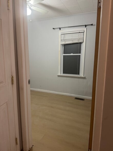 Building Photo - 408 Seneca St