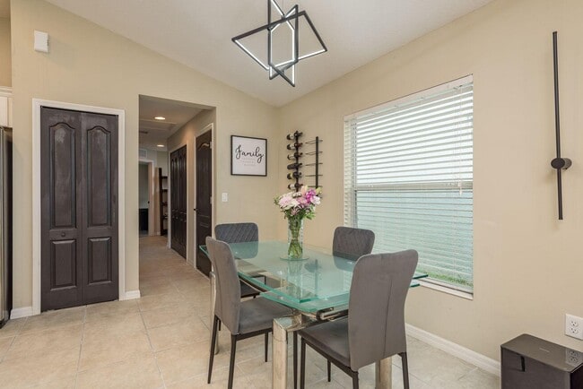 Building Photo - 6405 Autumn Woods Way