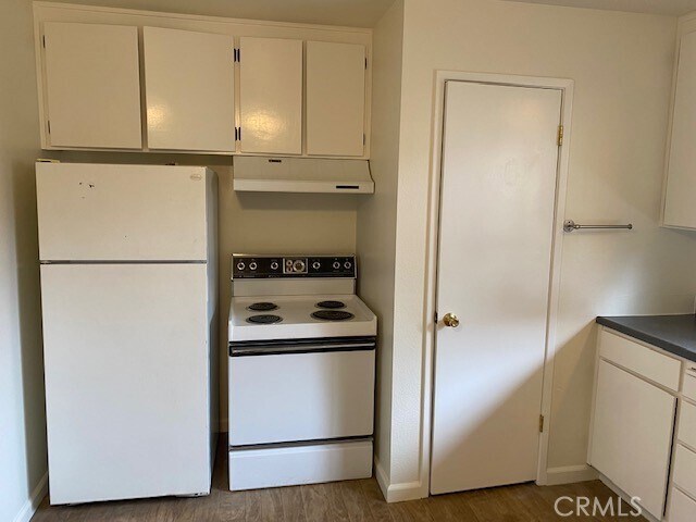 Building Photo - 18720 Magnolia Ct