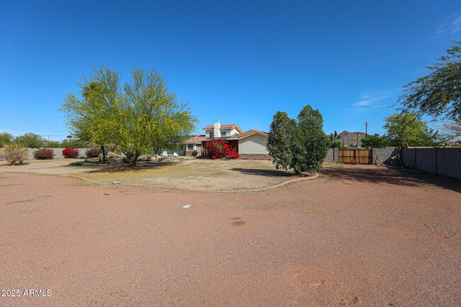Building Photo - 8531 W Pinnacle Peak Rd