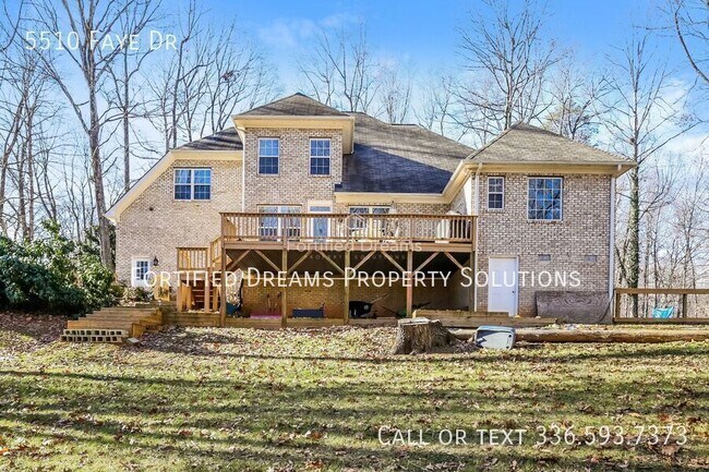 Building Photo - 5510 Faye Dr