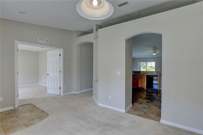 Building Photo - 1507 Ocean Cove St