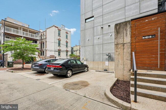 Building Photo - 2250 11th St NW