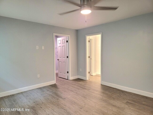 Building Photo - 1978 Solomon St