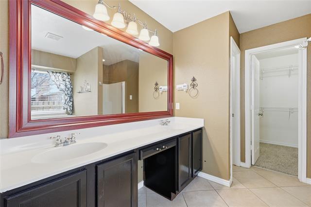 Building Photo - 1018 Karen St