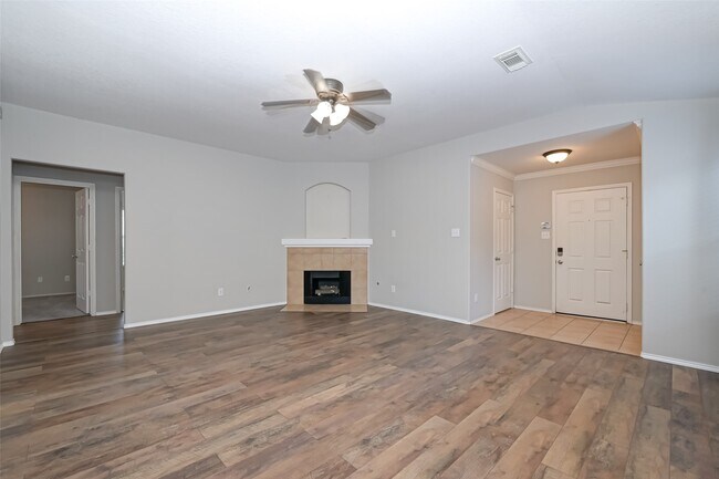 Building Photo - 26611 Marble Falls Bend