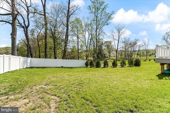 Building Photo - 321 Middletown Rd