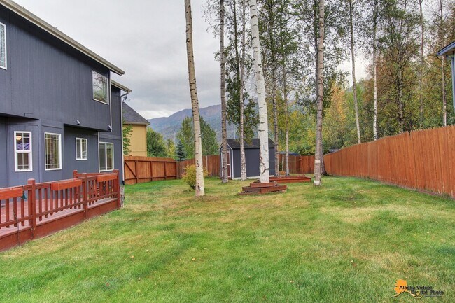 Building Photo - Exquisite Powder Ridge Home!