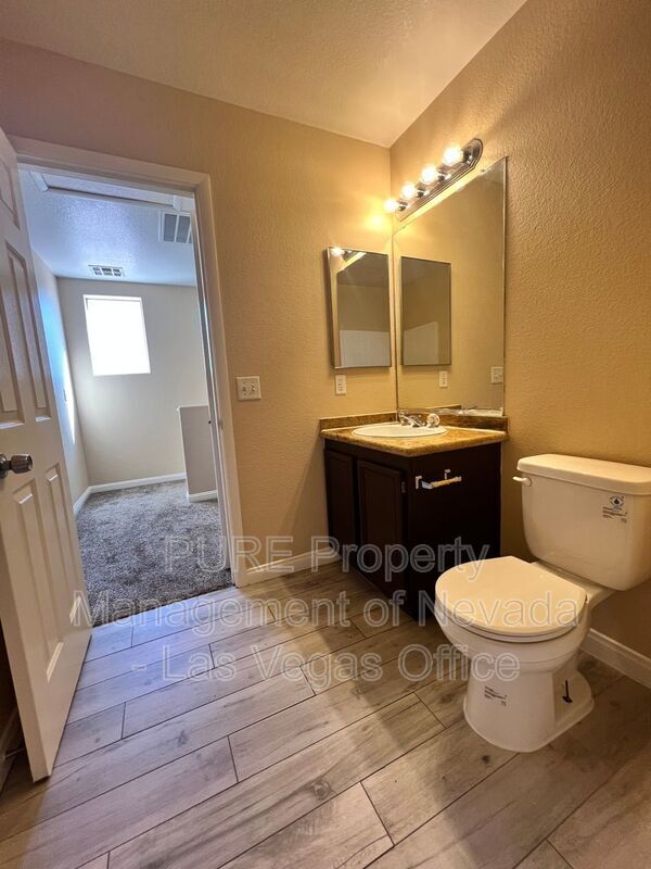 Building Photo - 4970 Volcanic Rock Ln