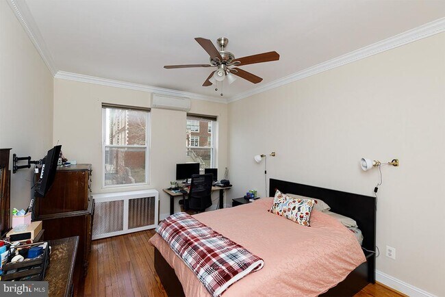 Building Photo - 1113 Clifton St NW