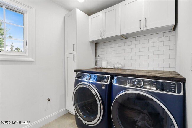 Building Photo - 0 Carriage Hill Dr