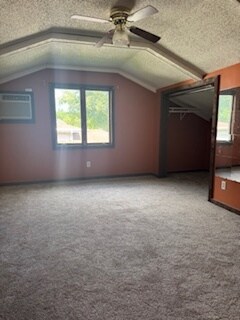 Building Photo - 3045 Rosemont Dr