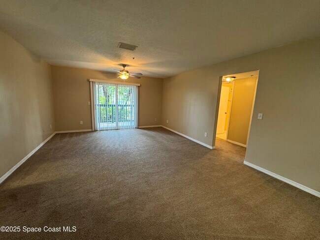 Building Photo - 7667 N Wickham Rd