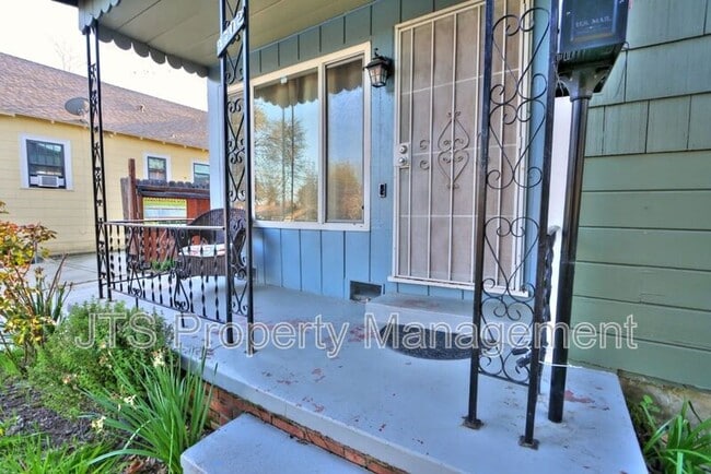 Building Photo - 4702 65th St