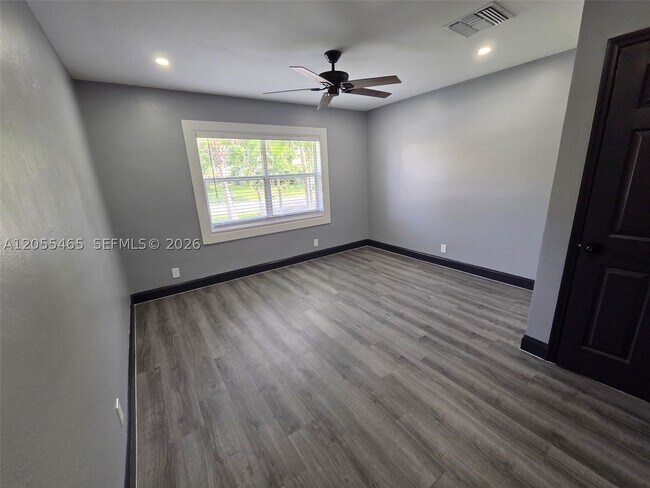 Building Photo - 8227 NW 39th St