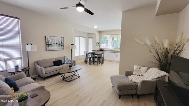 Building Photo - 4115 N Boulder Canyon