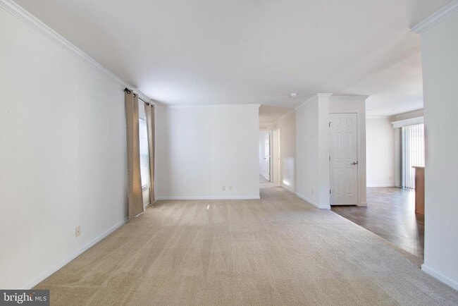 Building Photo - 121 Bluebell Dr