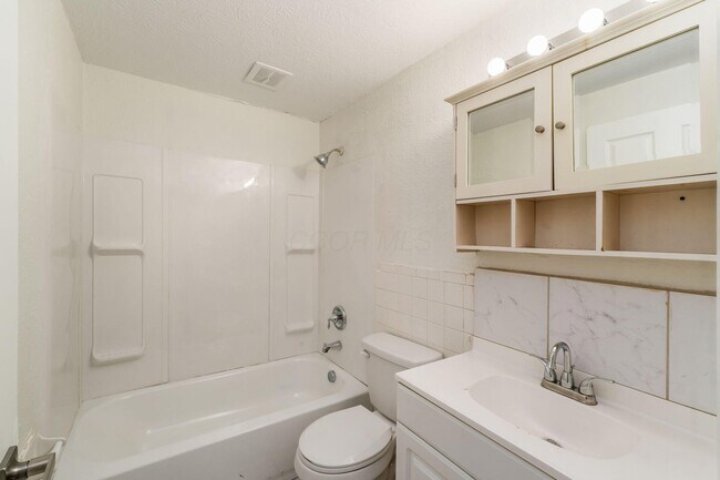 Building Photo - 1839 Hemswell Ct