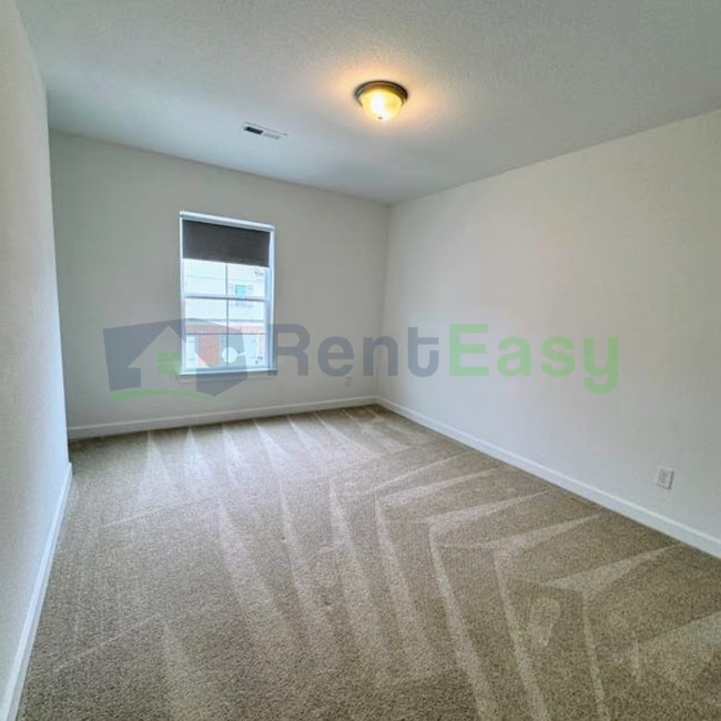 Building Photo - 2414 Trafton Pl