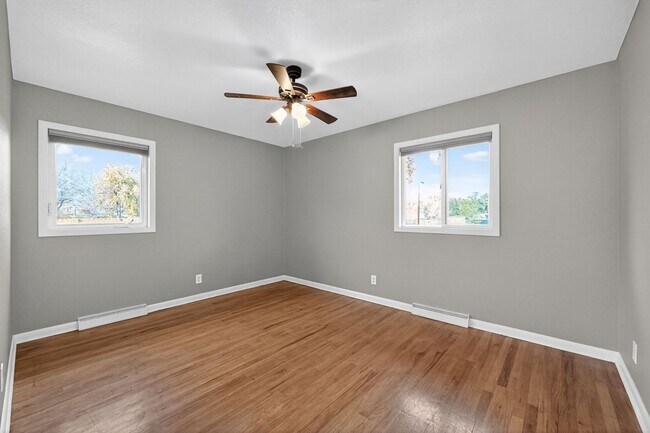 Building Photo - Charming 2BR House in Erie