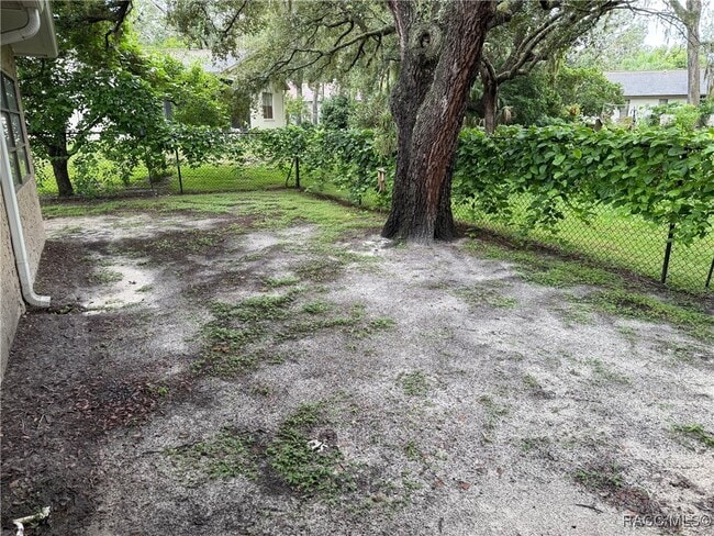 Building Photo - 8216 Shorecrest Ct