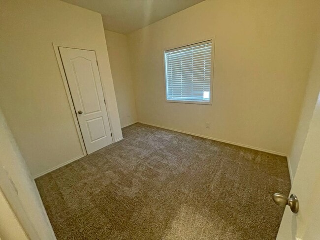 Building Photo - 5510 Clark Rd