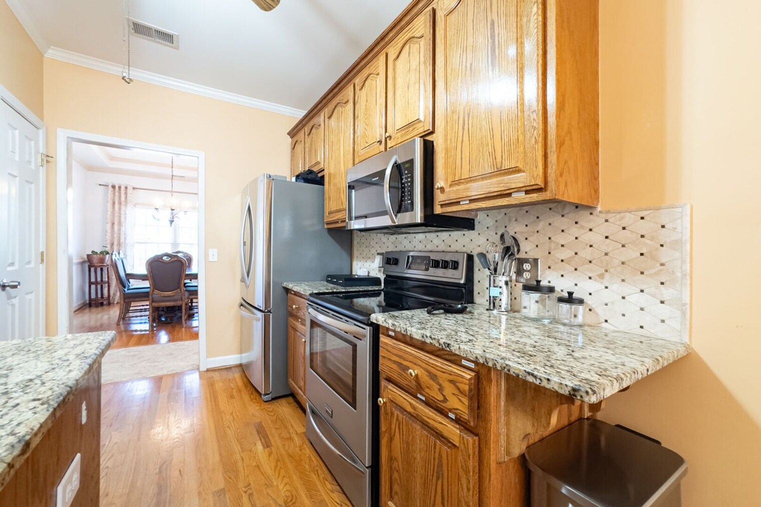 Building Photo - 530 Waterford Dr