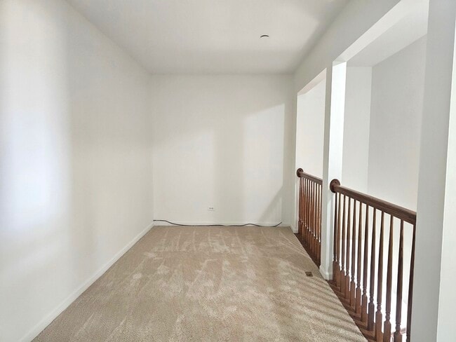 Building Photo - 171 Willoughby Ct