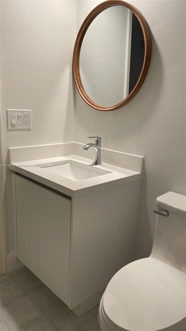 Building Photo - 9977 NW 6th Ct