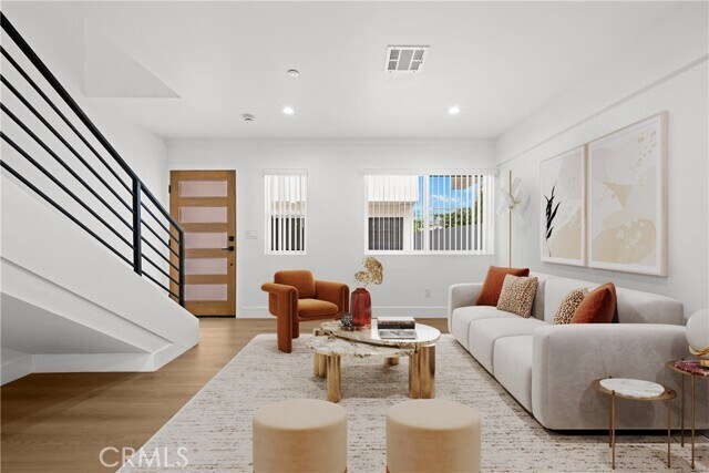 Building Photo - 2922 12th Ave