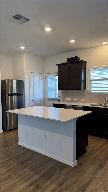 Building Photo - 125 Madrid