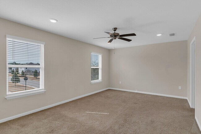 Building Photo - 585 Earl Godwin Rd