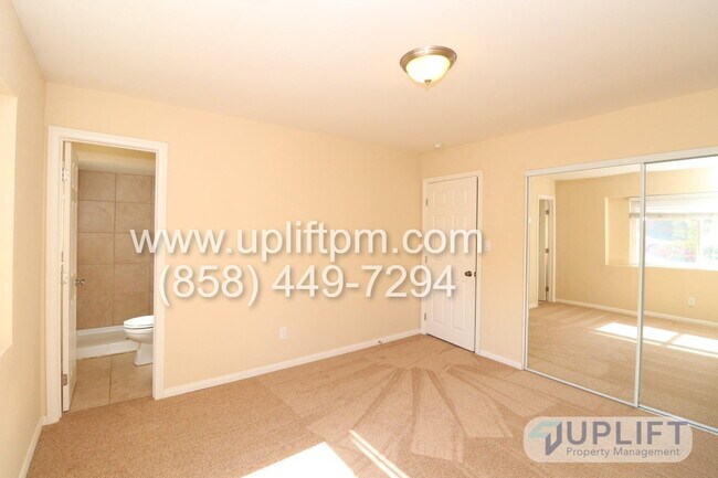 Building Photo - 444 Foussat Rd