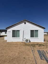 Building Photo - 27203 Anderson St