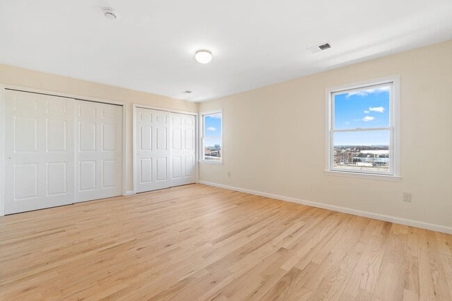 Building Photo - 3303 Liberty Ave