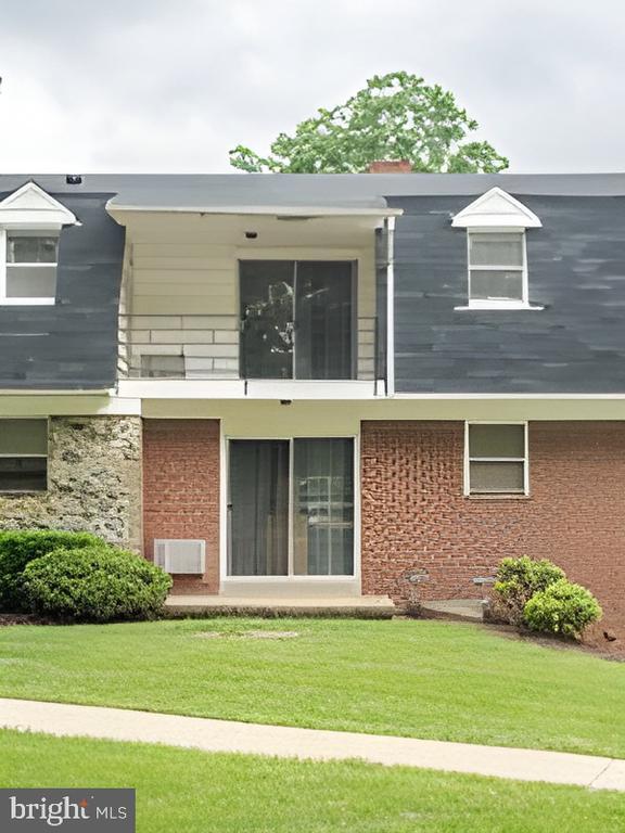 Building Photo - 709 Nottingham Rd