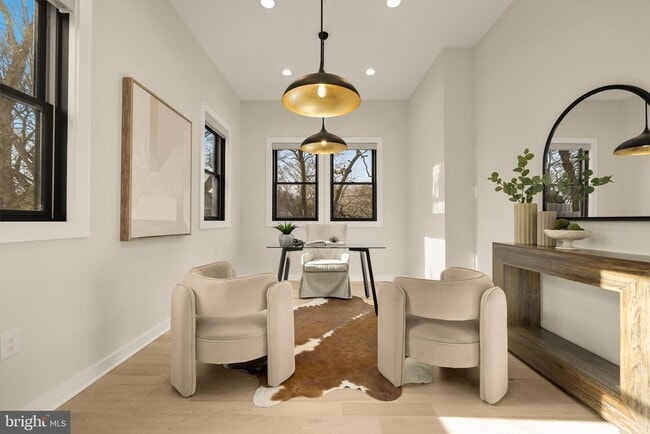 Building Photo - 4913 Sherier Pl NW