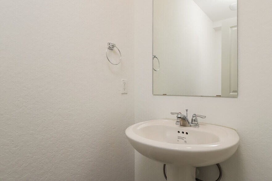 Building Photo - 11541 Chestnut Barr Dr