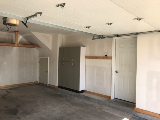 Building Photo - 3055 SW Arlan Ln