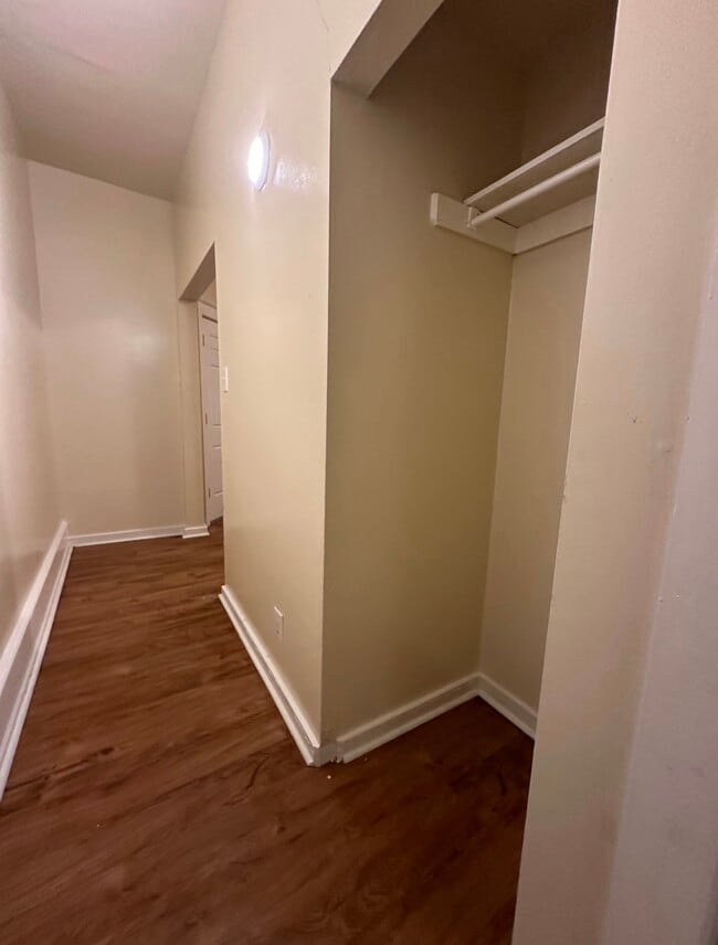 Building Photo - 1330 W Hunting Park Ave