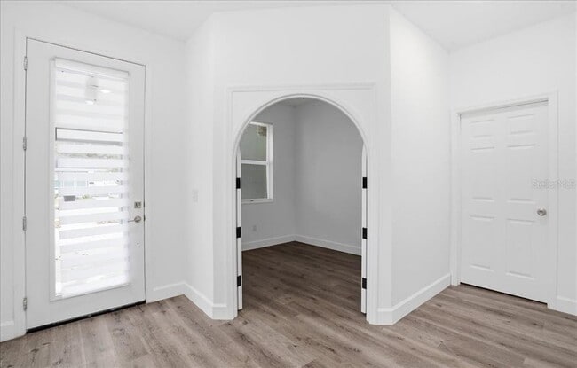 Building Photo - 1535 13th St S