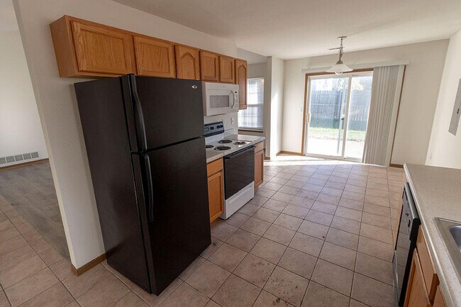 Building Photo - 1602 Typhoon Dr