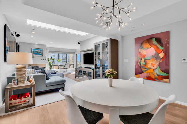 Building Photo - 140 Ocean Park Blvd