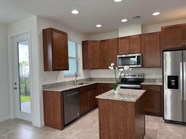 Building Photo - 16452 Millenium Ct