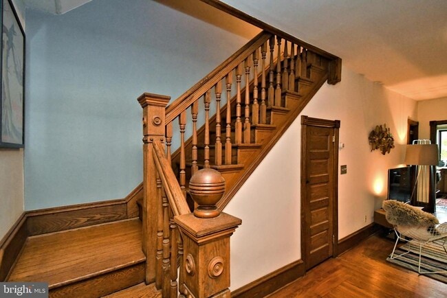 Building Photo - 365 2nd Ave