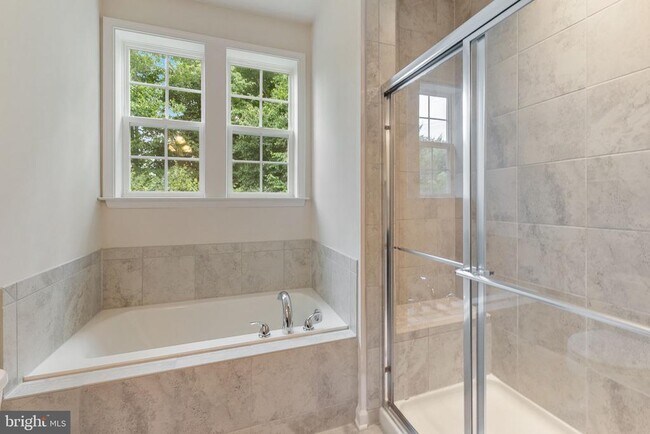 Building Photo - 12925 Sweet Christina Ct