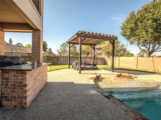 Building Photo - 2802 Silhouette Bay Dr