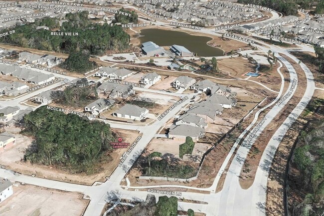 Building Photo - 17910 McClary Cardinal Dr