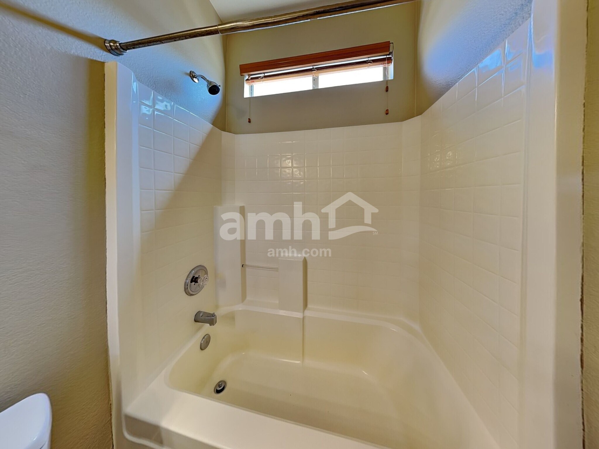 Building Photo - 16237 W Marconi Ave