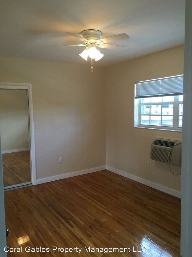 Building Photo - 301 Madeira Ave